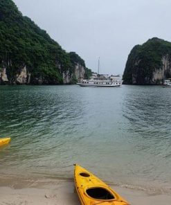 Bai Tu Long Island - Hanoi local tours