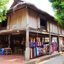 Lac Village in Sapa Tour - Hanoi Local Tour Packages