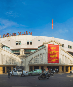 Dong Xuan Market Hanoi local tour