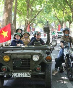 Explore Hanoi daily life - Hanoi Jeep Tour