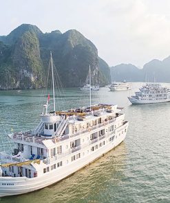 Halong Bay Cruise Tour from Hanoi