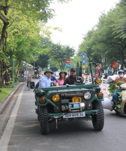 Hanoi Jeep Tour Countryside & Bat trang