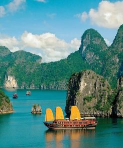 Halong Bay in 5-day tour itinerary