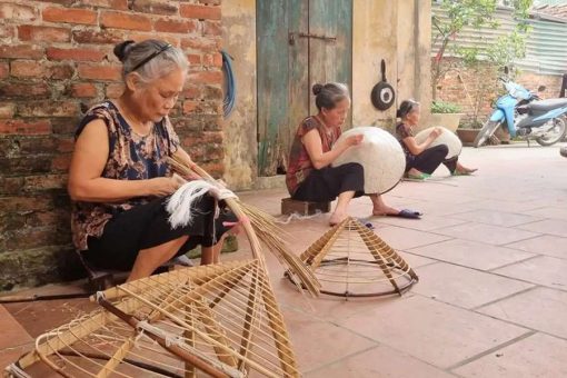 Quang Phu Cau Incense Village – Chuong Conical Hat Village – Bat Trang Ceramic Village