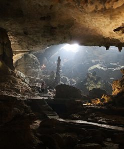 Sung Sot Cave - Hanoi local tours