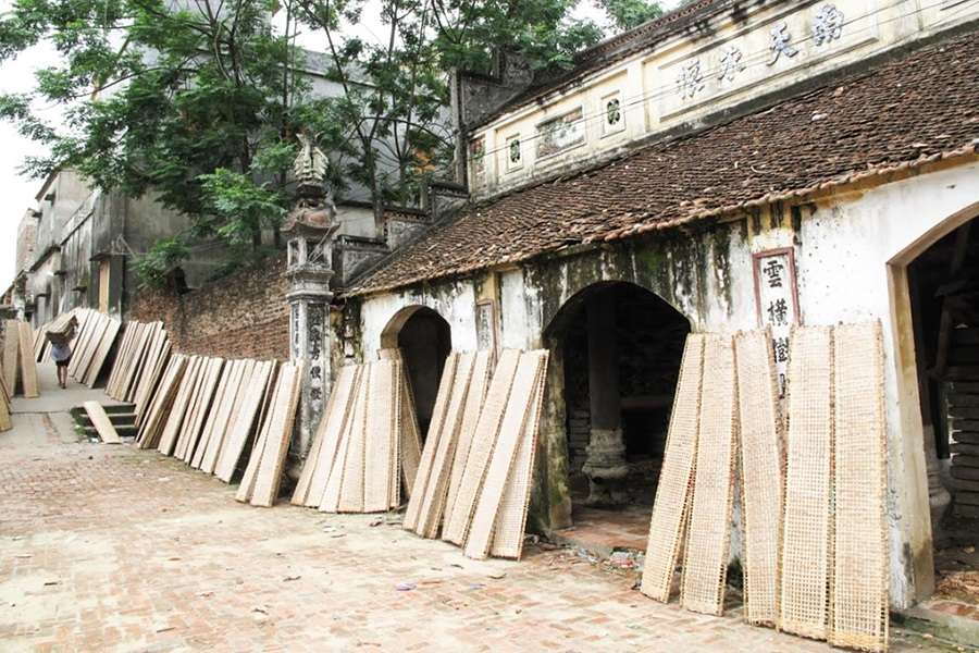 Tho Ha rice paper village - Hanoi village tours