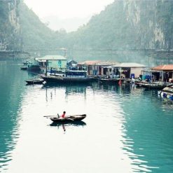 Vung Vieng Floating Market - Haoi Tour Packages