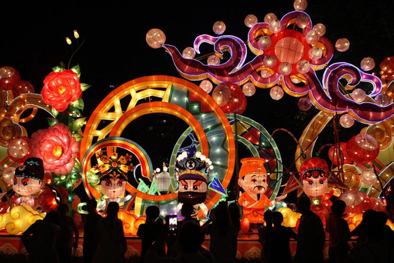 Mid-Autumn Festival In Vietnam - Hanoi Local Tour