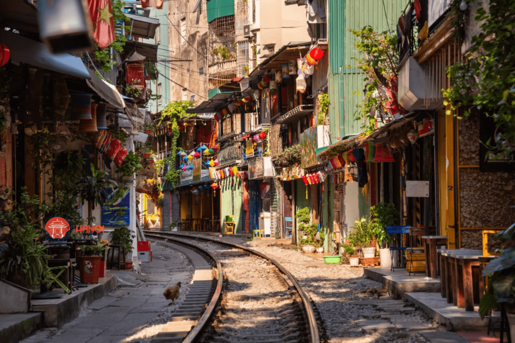 hanoi train street - hanoi local tour